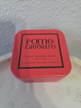 NEW Henri Bendel Home POMEGRANATE Scented Travel Candle 4 Oz Tin RARE